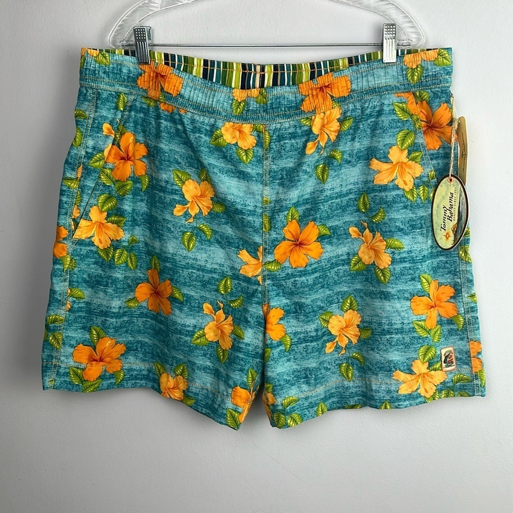 NEW Tommy Bahama Island Canvas Swim Trunks Tropical Print Size L Pockets Beach